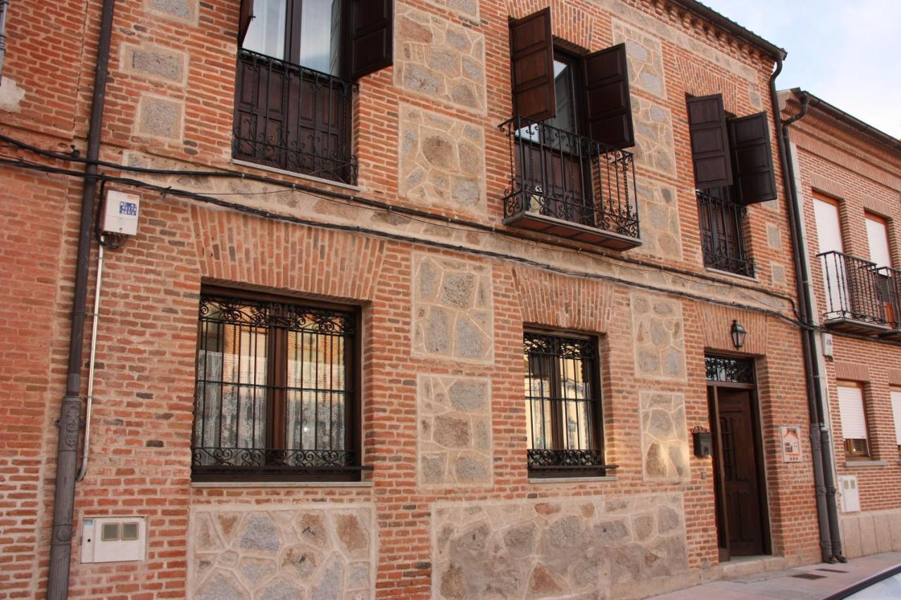 Casa Rural Puerta De Castilla Velayos المظهر الخارجي الصورة